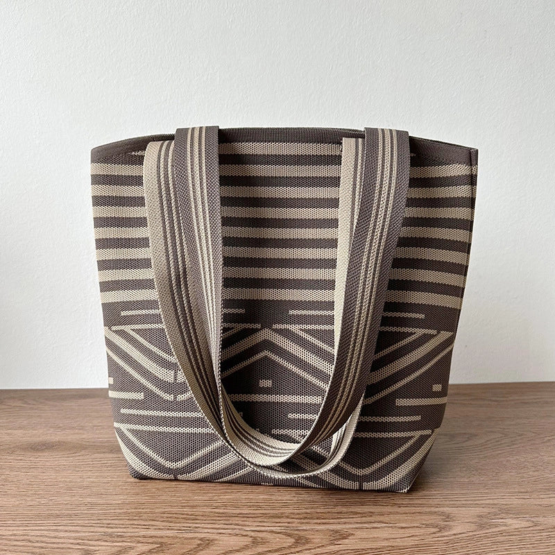 Women's Large Polyester Printing Classic Style Square Open Straw Bag