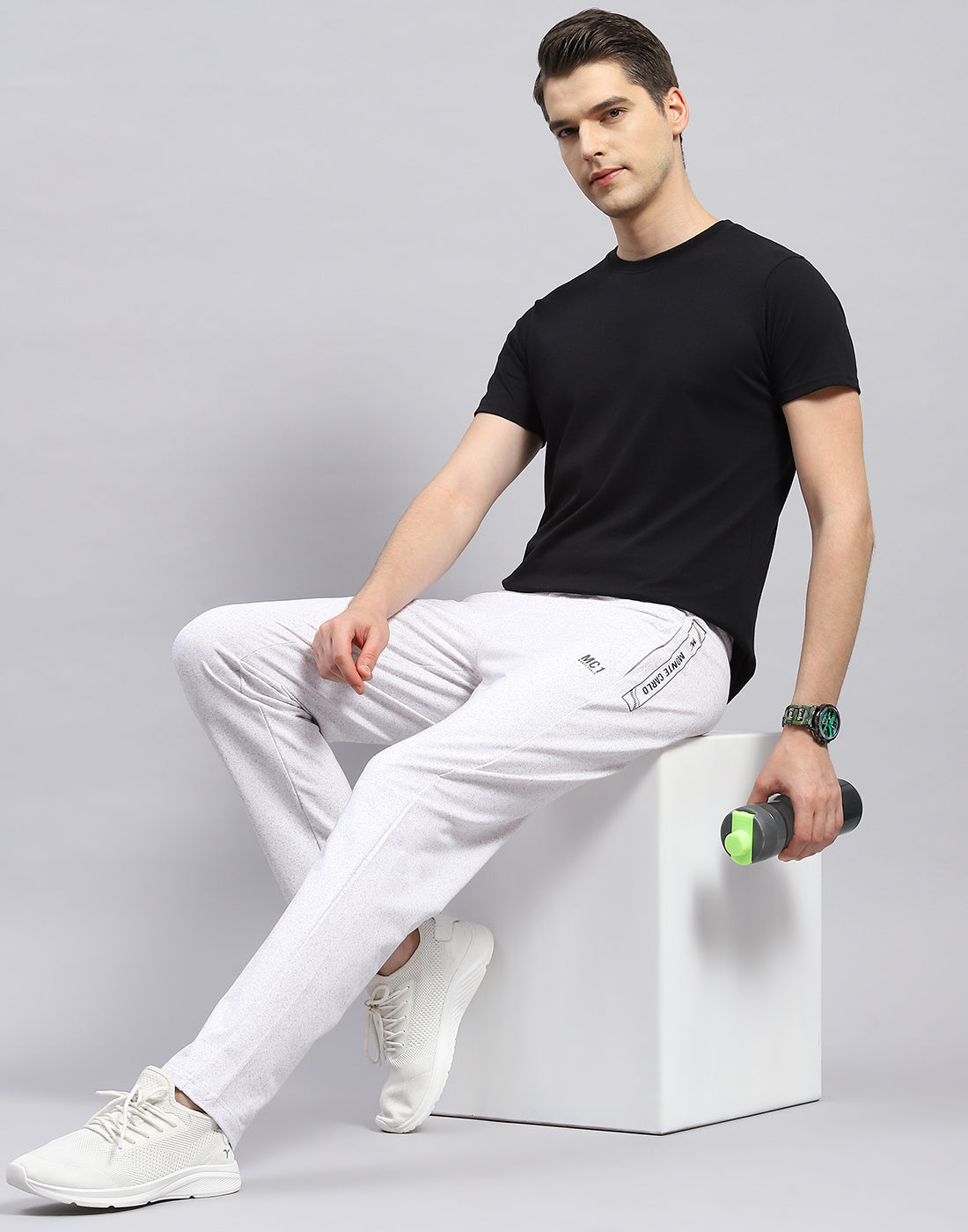 Men Off White Solid Regular Fit Lower