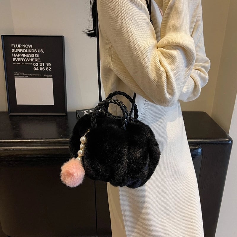 Women's Plush Solid Color Cute Classic Style Streetwear Ornament Pearls Weave Cloud Shape Hidden Buckle Crossbody Bag
