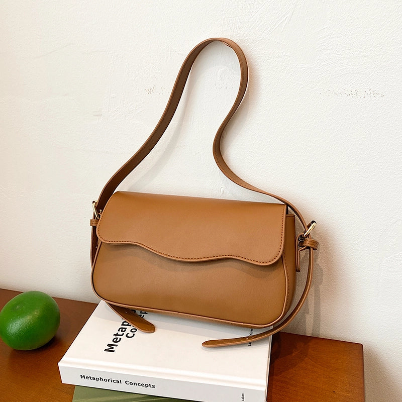 Women's Pu Leather Solid Color Streetwear Square Magnetic Buckle Shoulder Bag