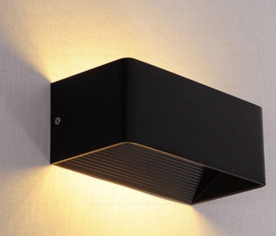Corenthia| Wall Light
