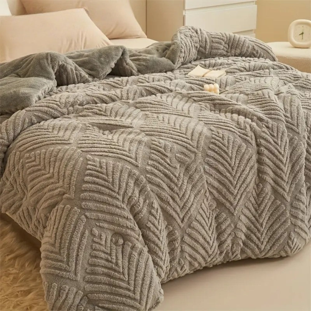 Cressida Deluxe Maple Design Blanket
