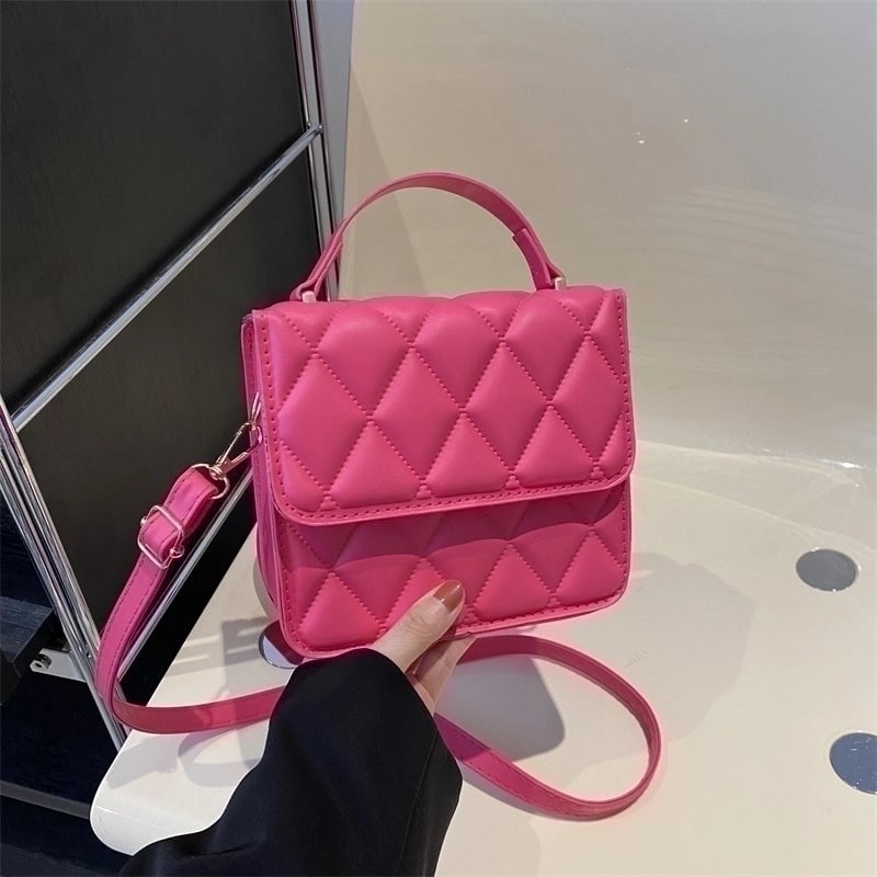 Women's Pu Leather Solid Color Classic Style Flip Cover Handbag