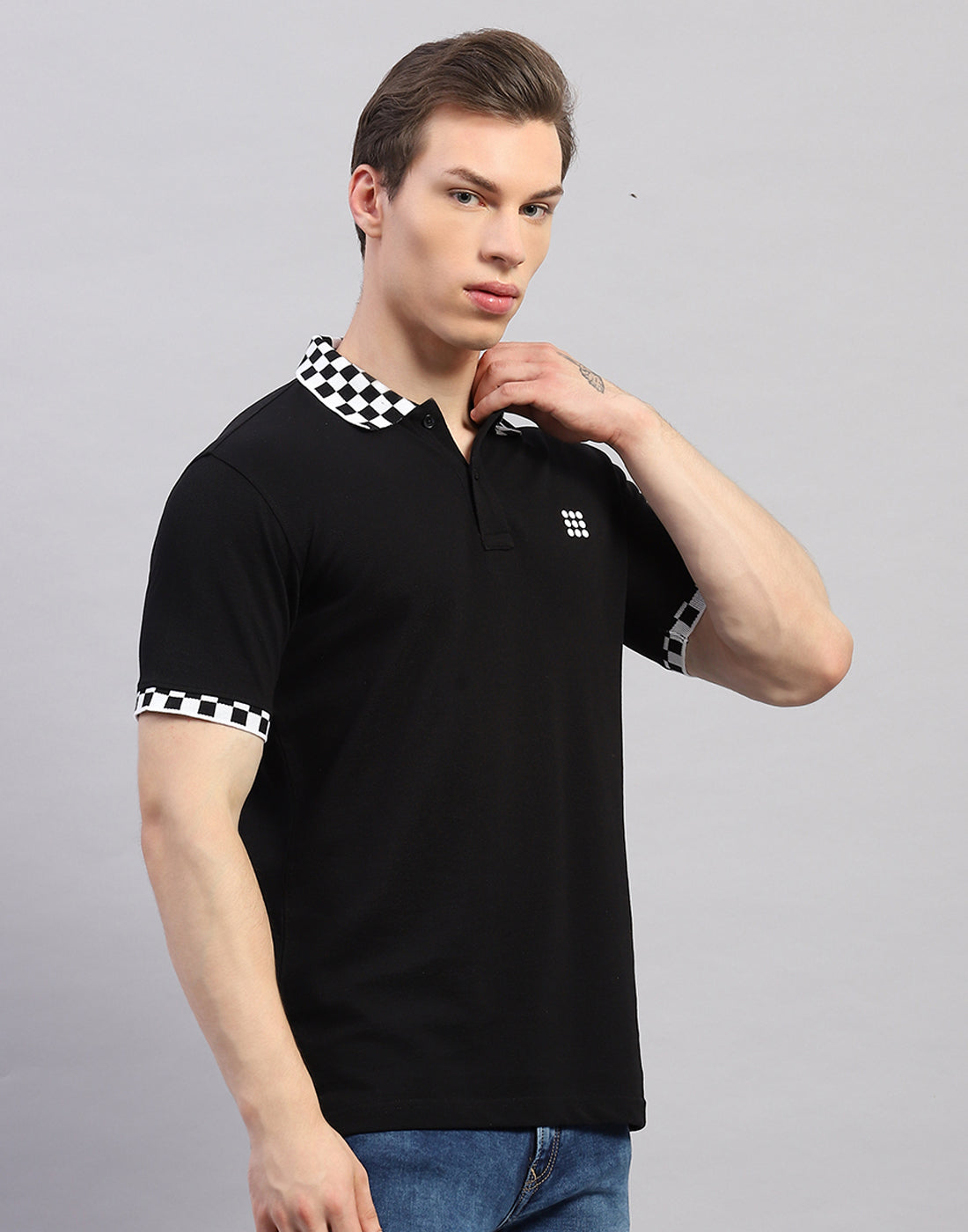 Men Black Solid Polo Collar Half Sleeve T-Shirt