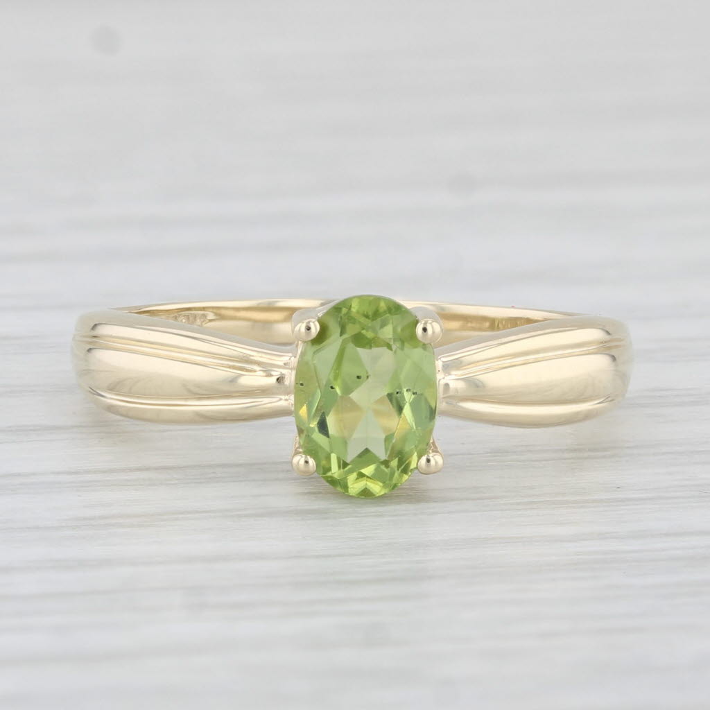 0.80ct Oval Peridot Solitaire Ring 10k Yellow Gold Size 7.25