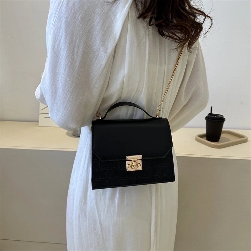 Women's Medium Pu Leather Solid Color Streetwear Square Lock Clasp Shoulder Bag Crossbody Bag Chain Bag