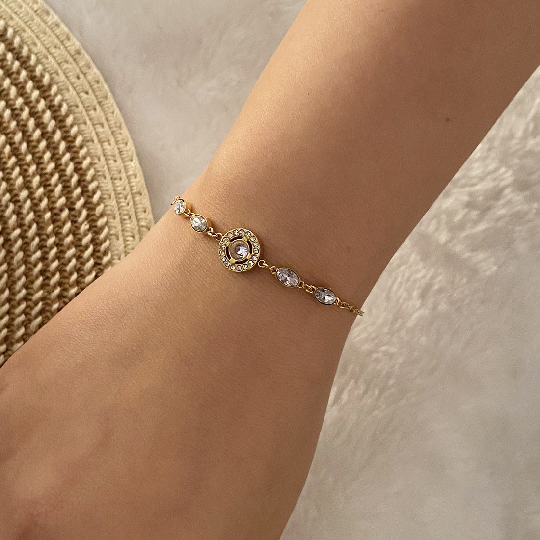 Women Fashion Heart Stainless Steel Electroplating Bracelets