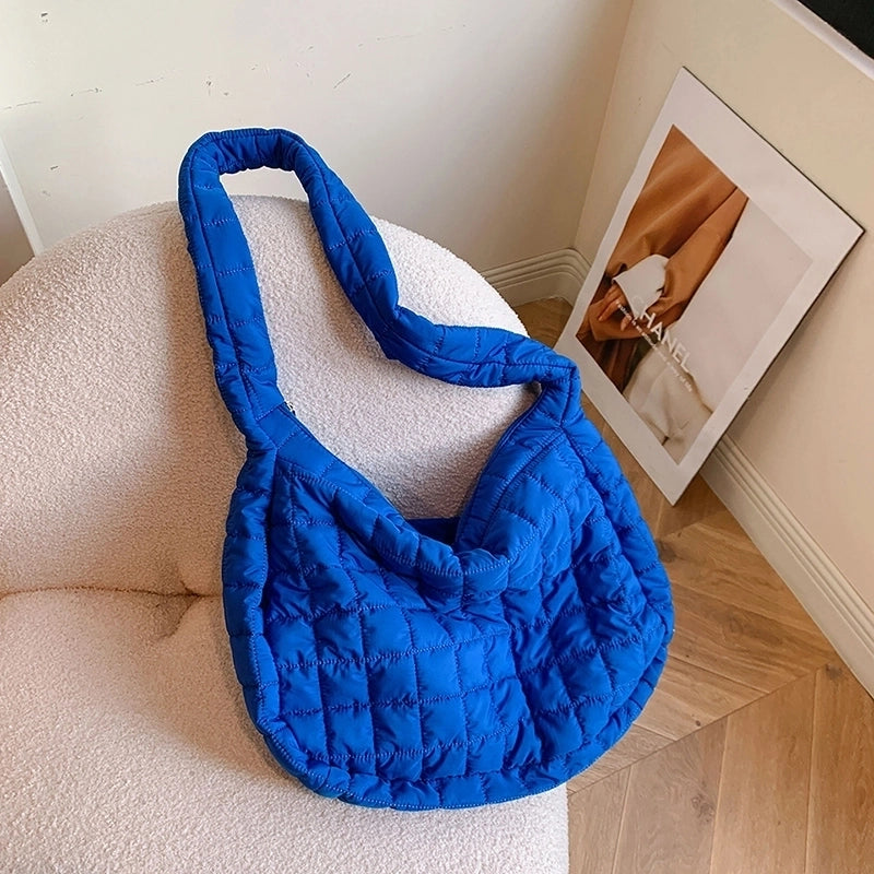 Women's Nylon Solid Color Basic Pillow Shape Zipper Shoulder Bag Crossbody Bag