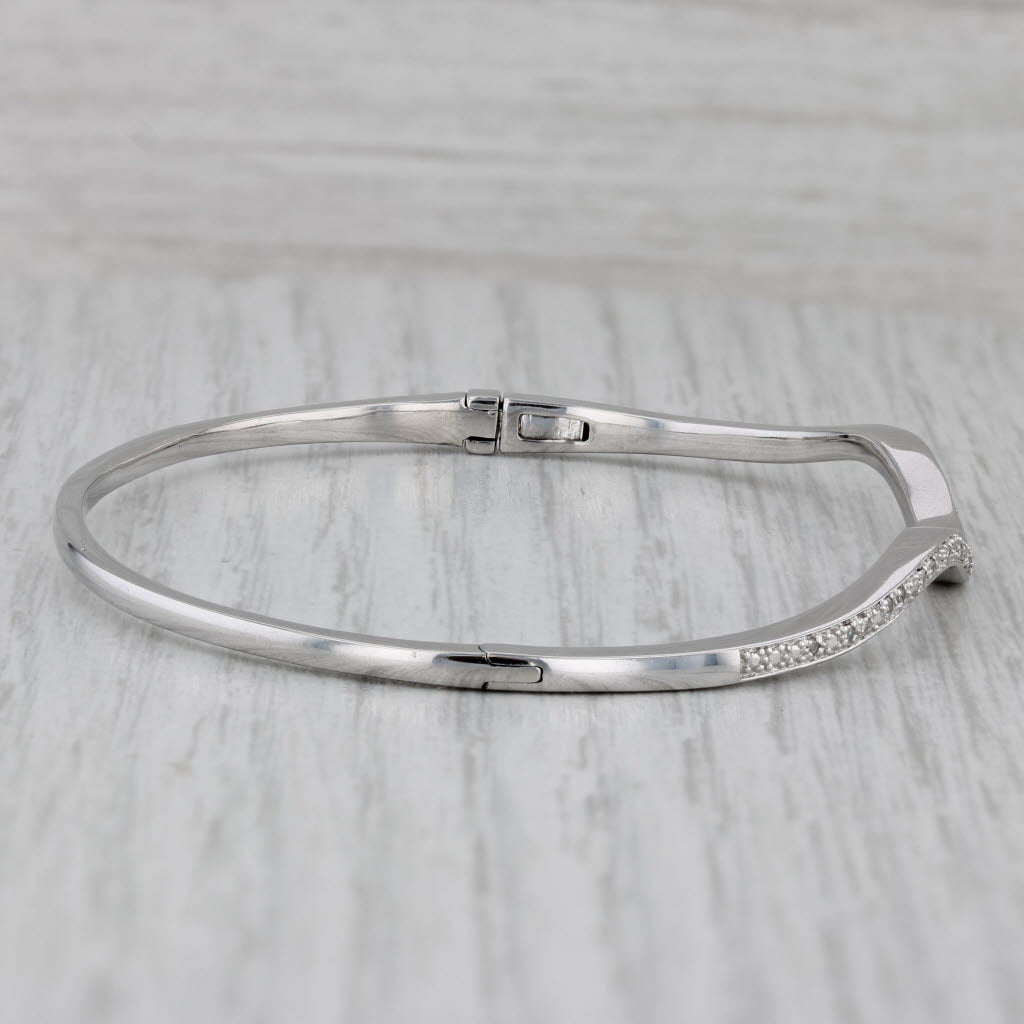 0.12ctw Diamond Contoured Bangle Bracelet 18k White Gold 7