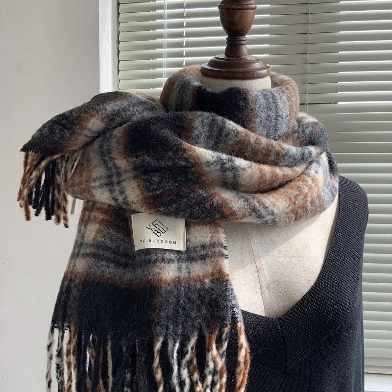 Women's Minimalist Classic Style Solid Color Imitation Cashmere Scarf