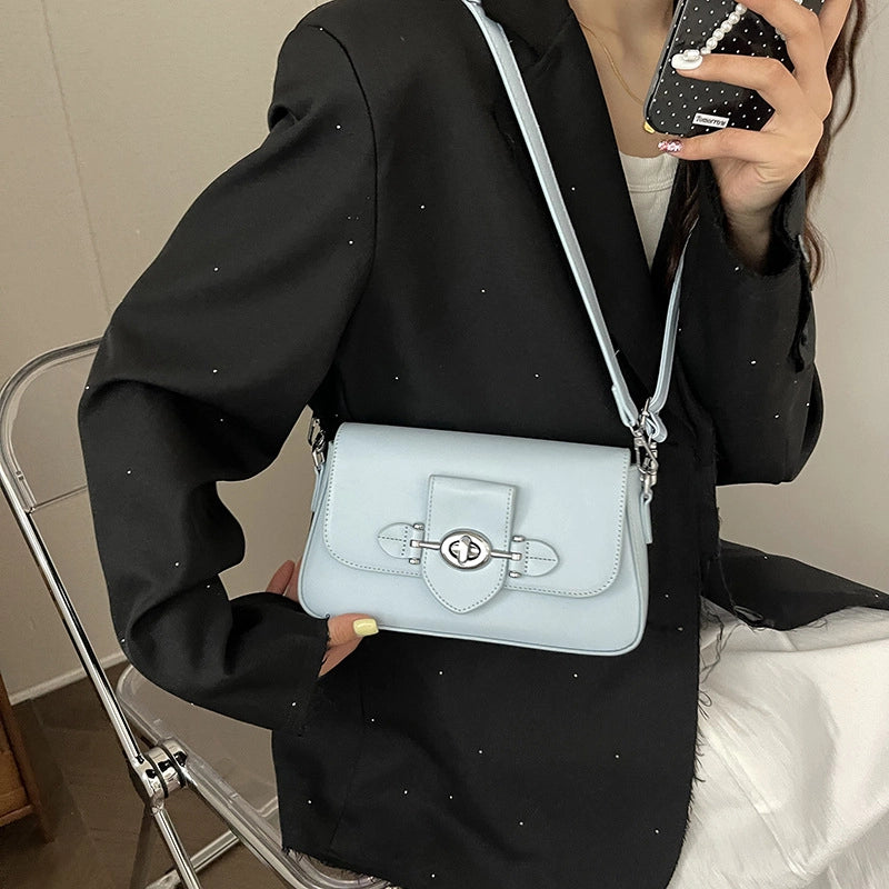 Women's Medium Pu Leather Solid Color Vintage Style Classic Style Square Magnetic Buckle Shoulder Bag
