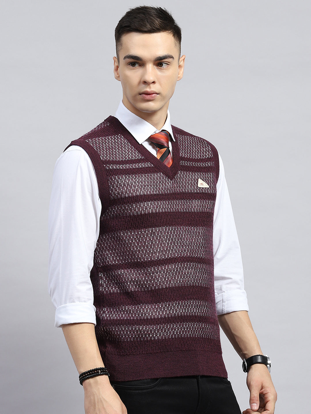 Men Maroon Self Design V Neck Sleeveless Sweater