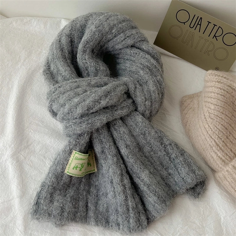 Women's Elegant Solid Color Knit Scarf