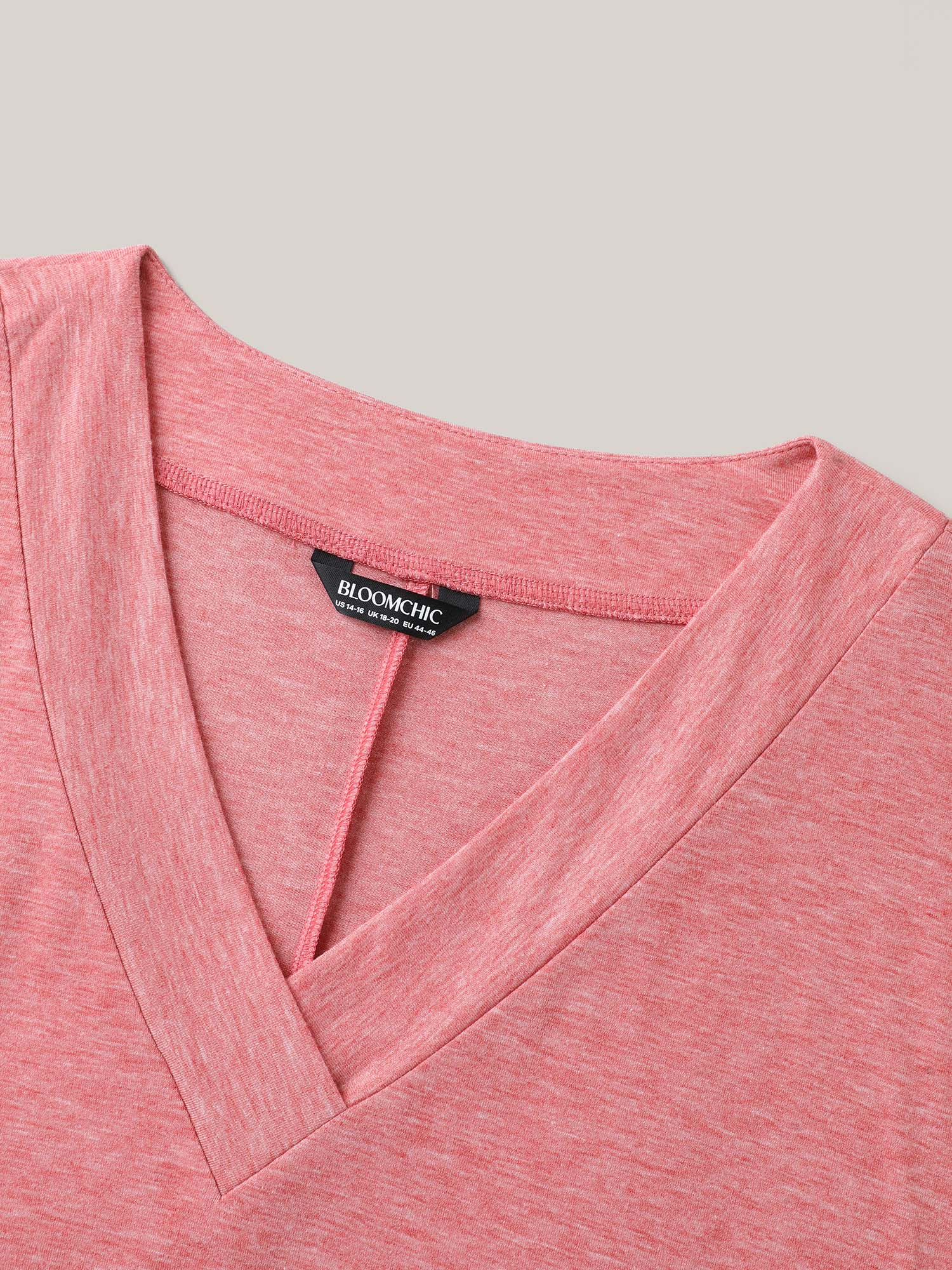 Stretchy Heathered V-Neck Solid T-Shirt