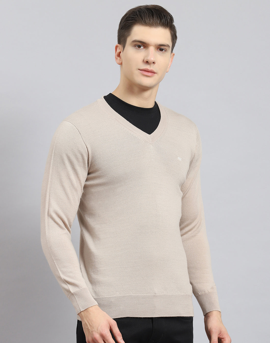 Men Beige Solid V Neck Full Sleeve Pullover