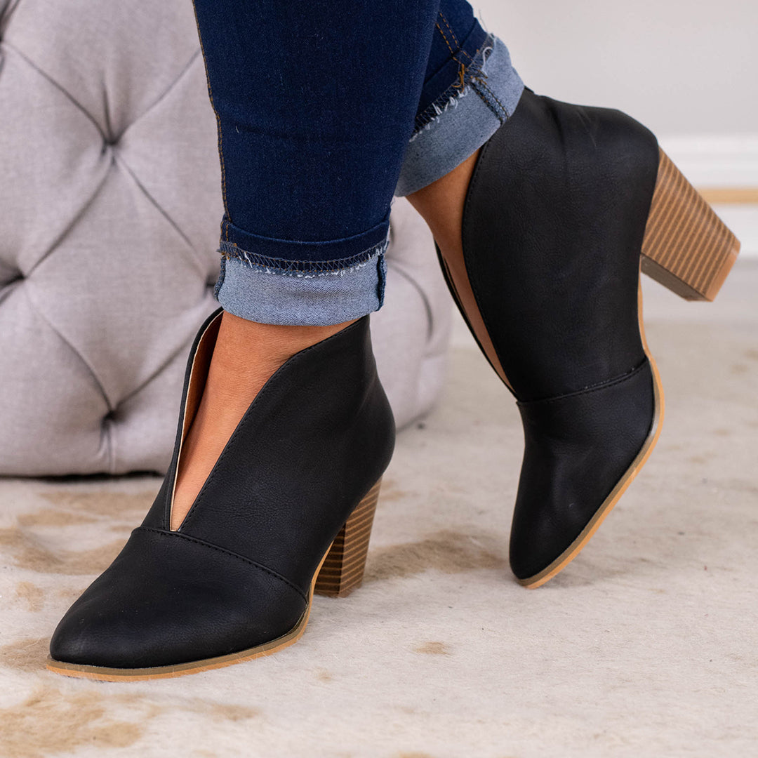 Keep On Walkin' Booties. Black