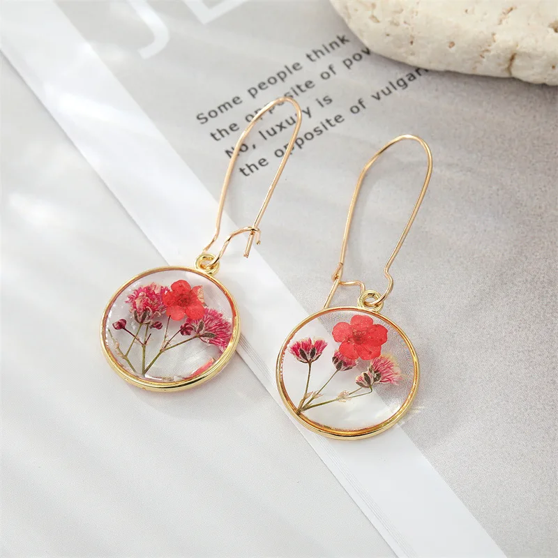 INS Retro Creative Round Drop Glue Colored Resin Dried Babysbreath Flower Earrings Simple Boho Dried Flower Earrings For Women