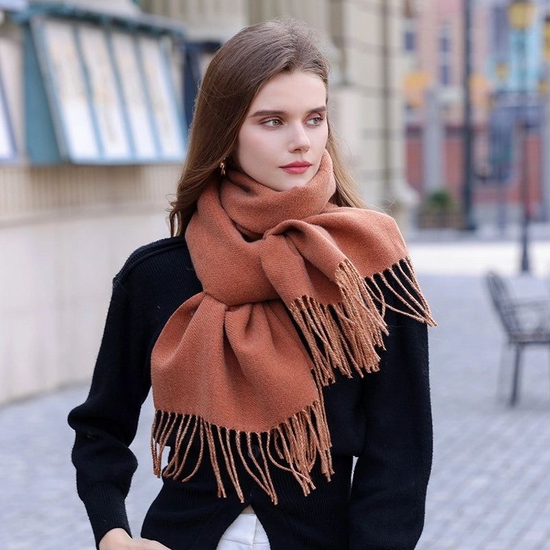 Women's Minimalist Solid Color Polyester Scarf