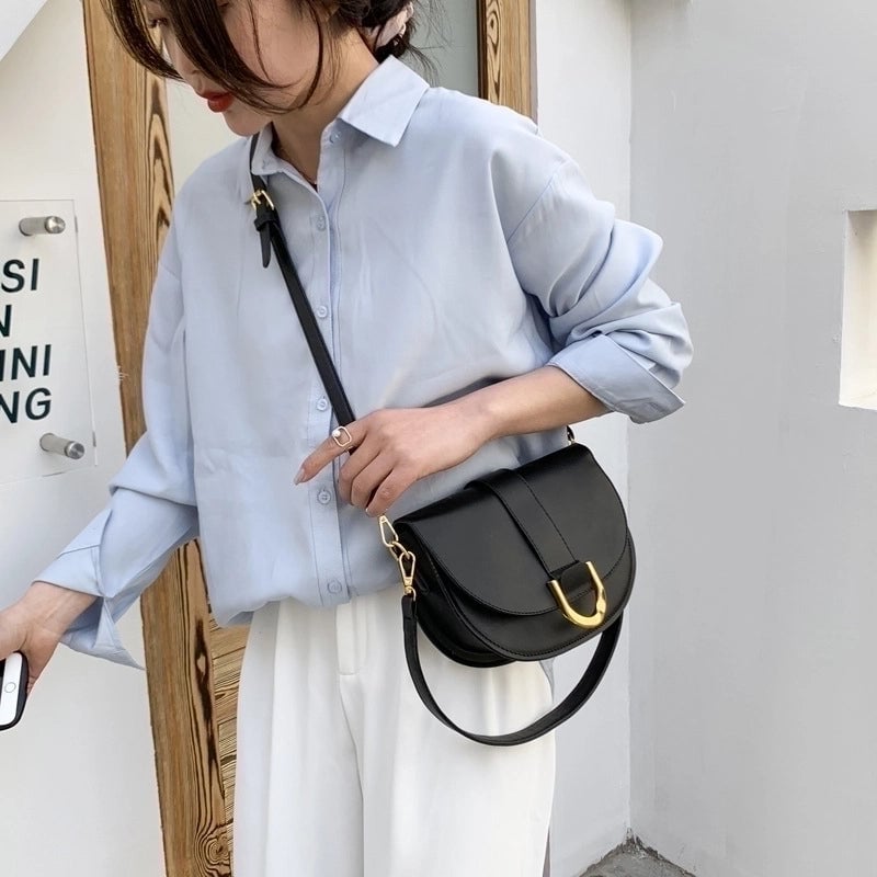 Women's Small Pu Leather Solid Color Elegant Semicircle Magnetic Buckle Crossbody Bag