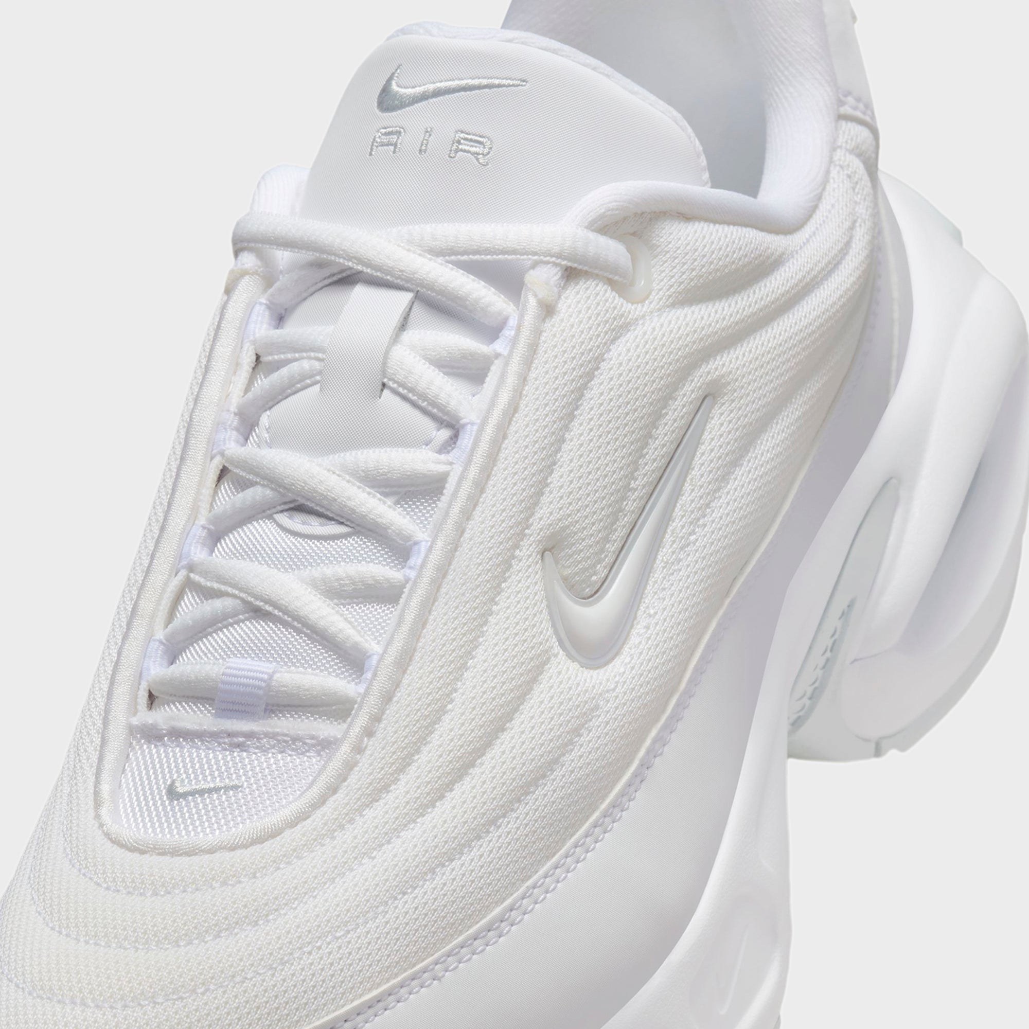 Nike WMNS Air Max Portal - White / Pure Platinum