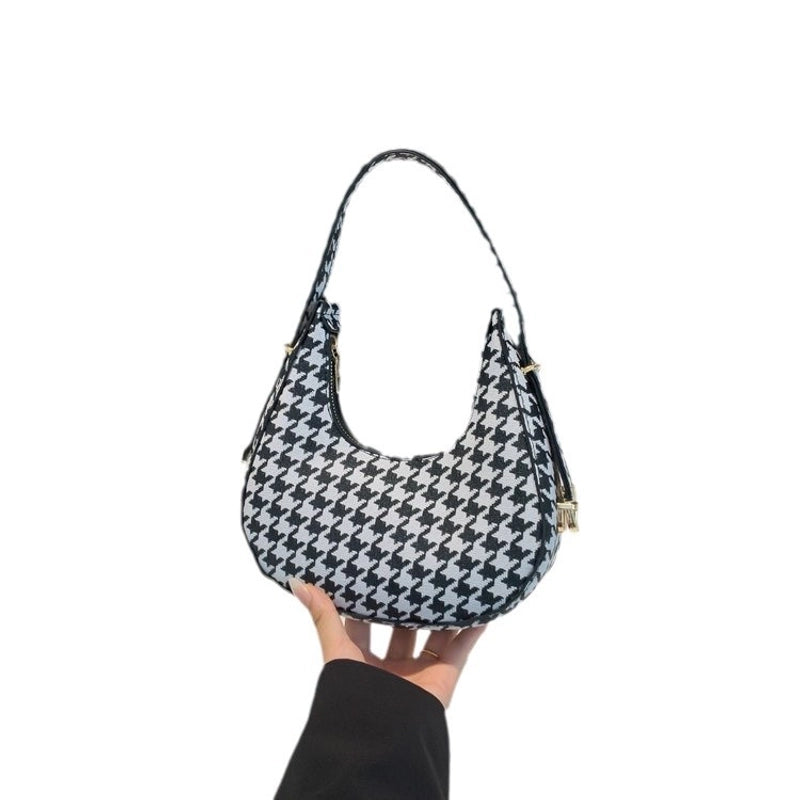 Women's Medium Pu Leather Houndstooth Zebra Classic Style Streetwear Pillow Shape Zipper Underarm Bag