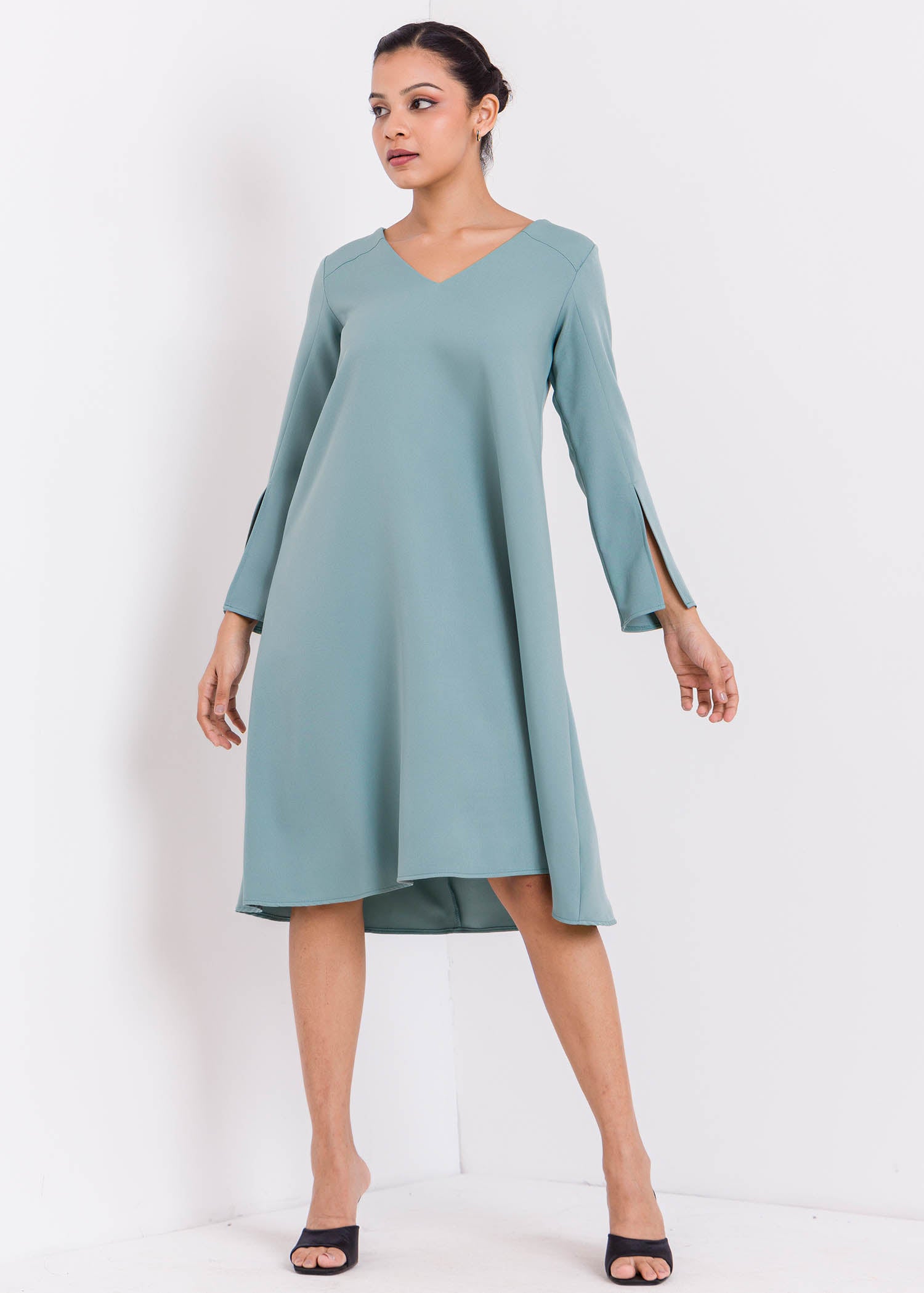 V Neck Dress With Long Sleeves