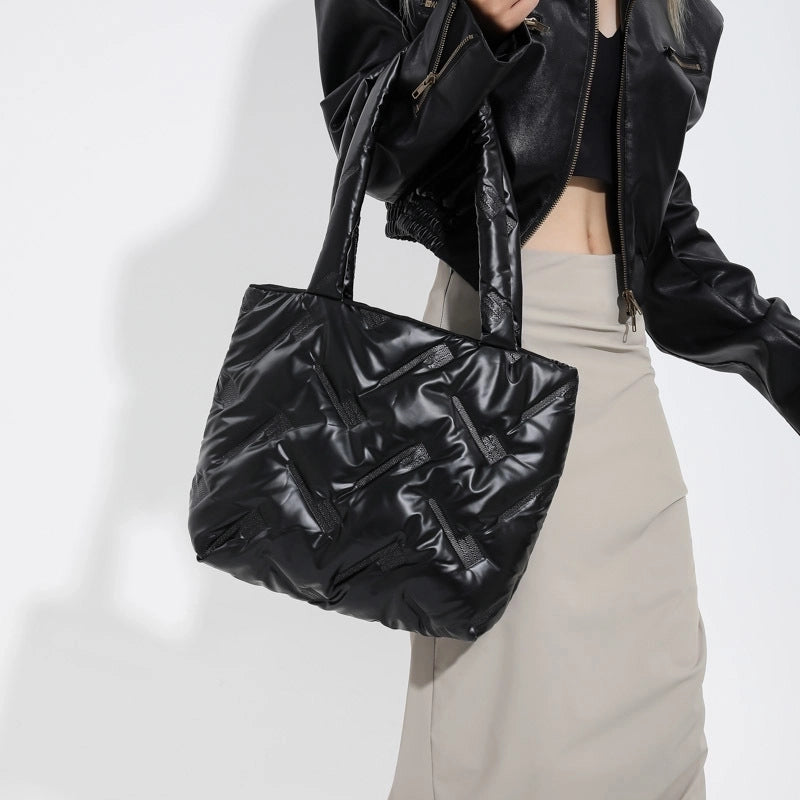 Women's All Seasons Pu Leather Solid Color Streetwear Square Zipper Shoulder Bag