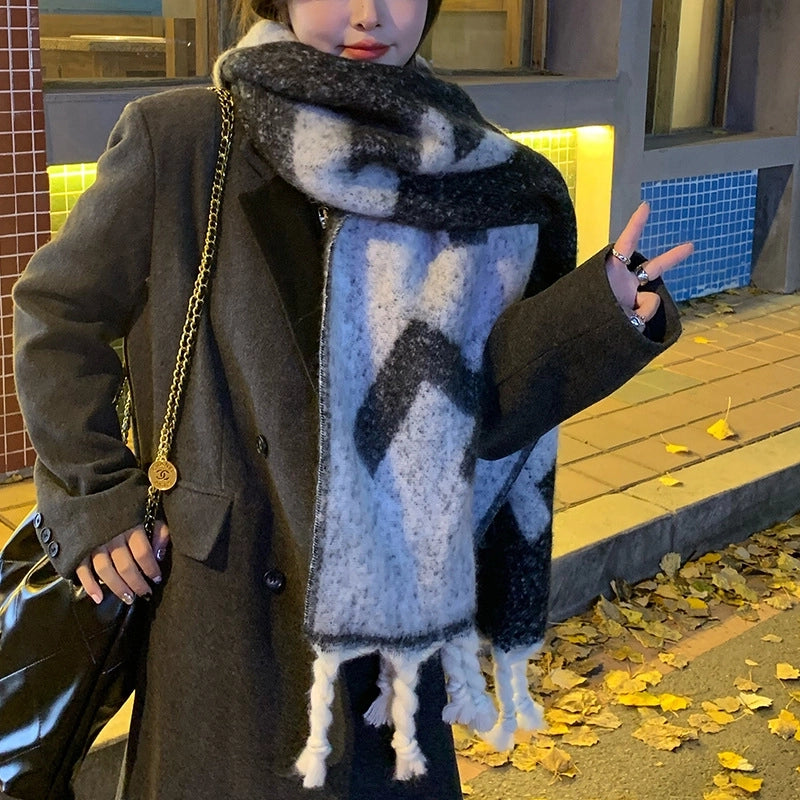 Circle Yarn Scarf Atmosphere Big Tassel Casual Outdoor Warm Fashion All-matching Scarf For Women