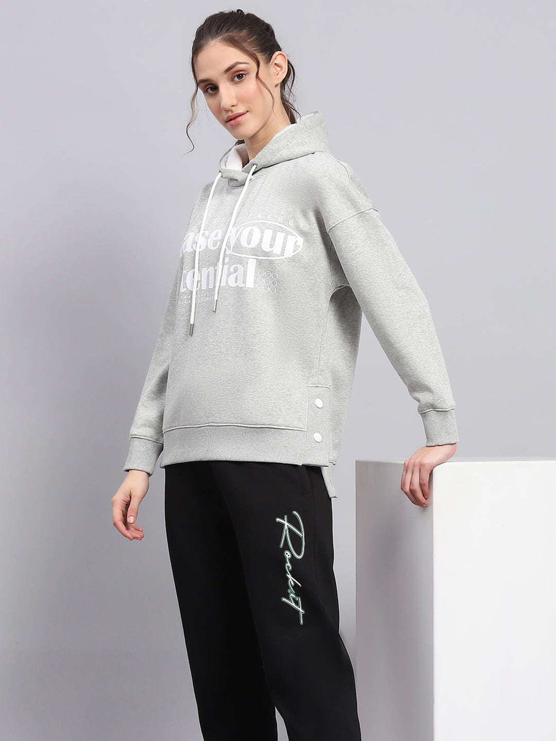 Women Grey Printed Hooded Full Sleeve Sweatshirt