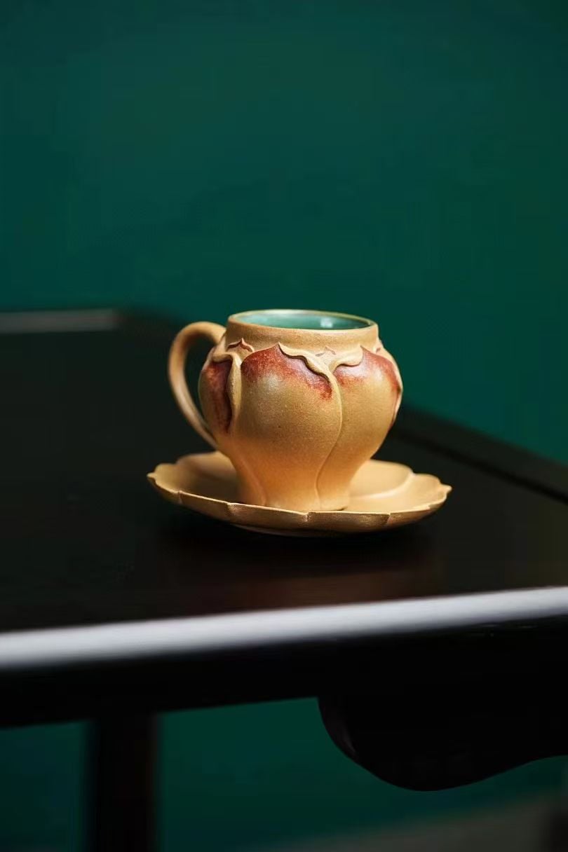 Yixing purple clay cup from China