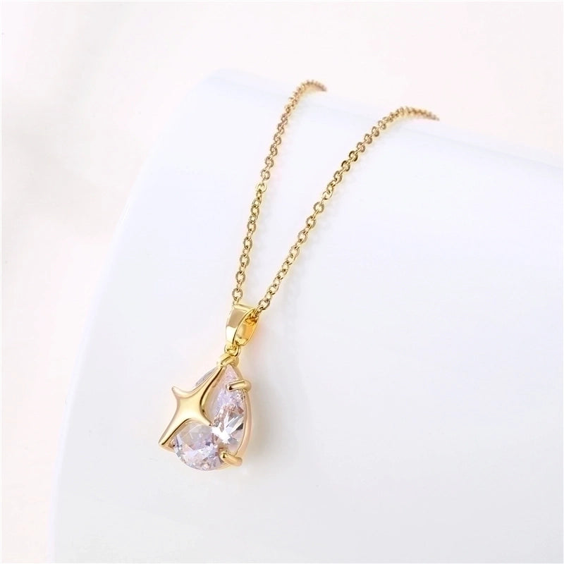 Stainless Steel Titanium Steel 18K Gold Plated Retro Plating Inlay Water Droplets Heart Shape Snowflake Zircon Pendant Necklace