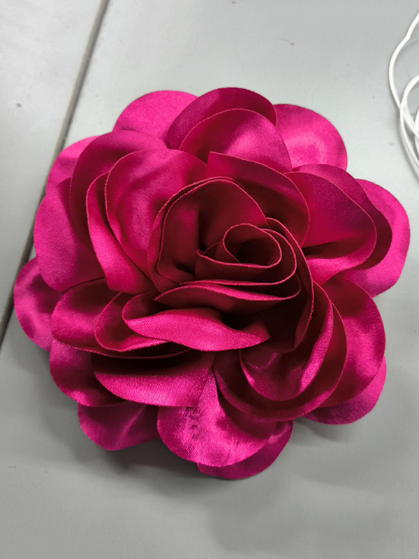 Three-Dimensional Flower Brooch Accessories
