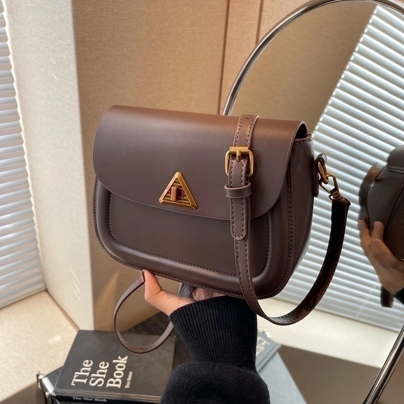 Women's Pu Leather Solid Color Streetwear Square Lock Clasp Shoulder Bag