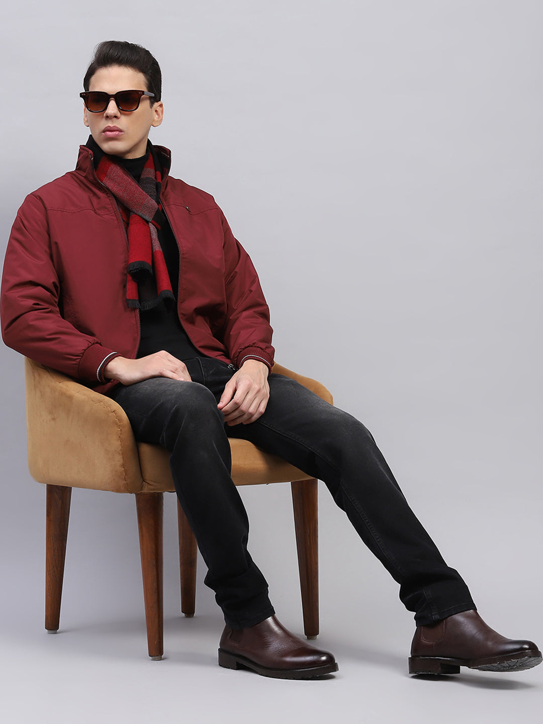 Men Maroon Solid Mock Neck Full Sleeve Jacket