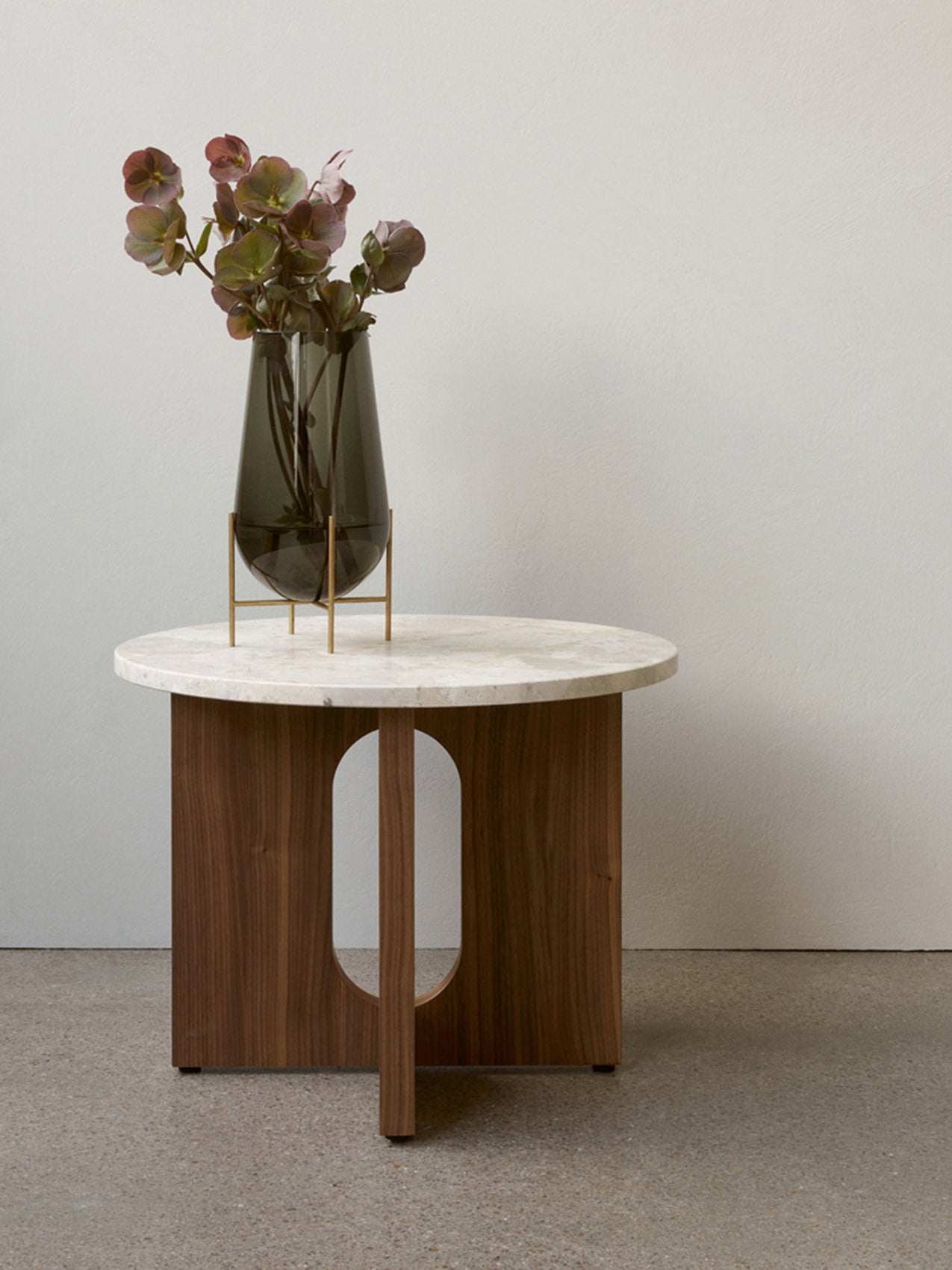 Side Table. 20in