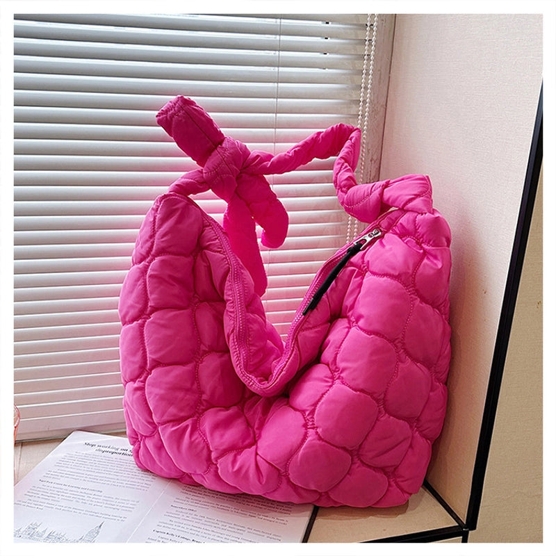 Women's Large Polyester Solid Color Classic Style Streetwear Square Zipper Cloud Shape Bag