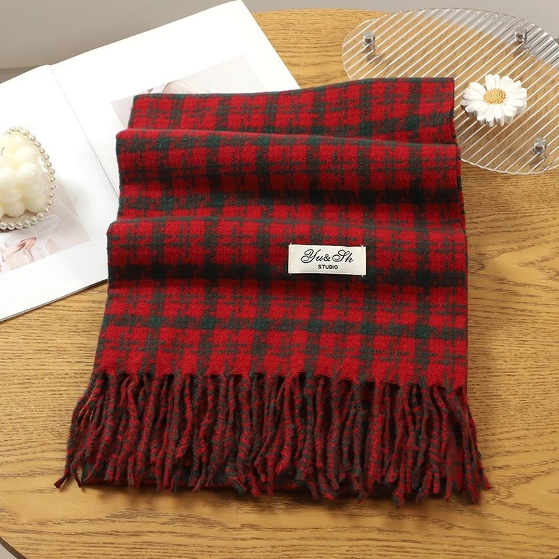 Women's Basic Plaid Polyester Scarf