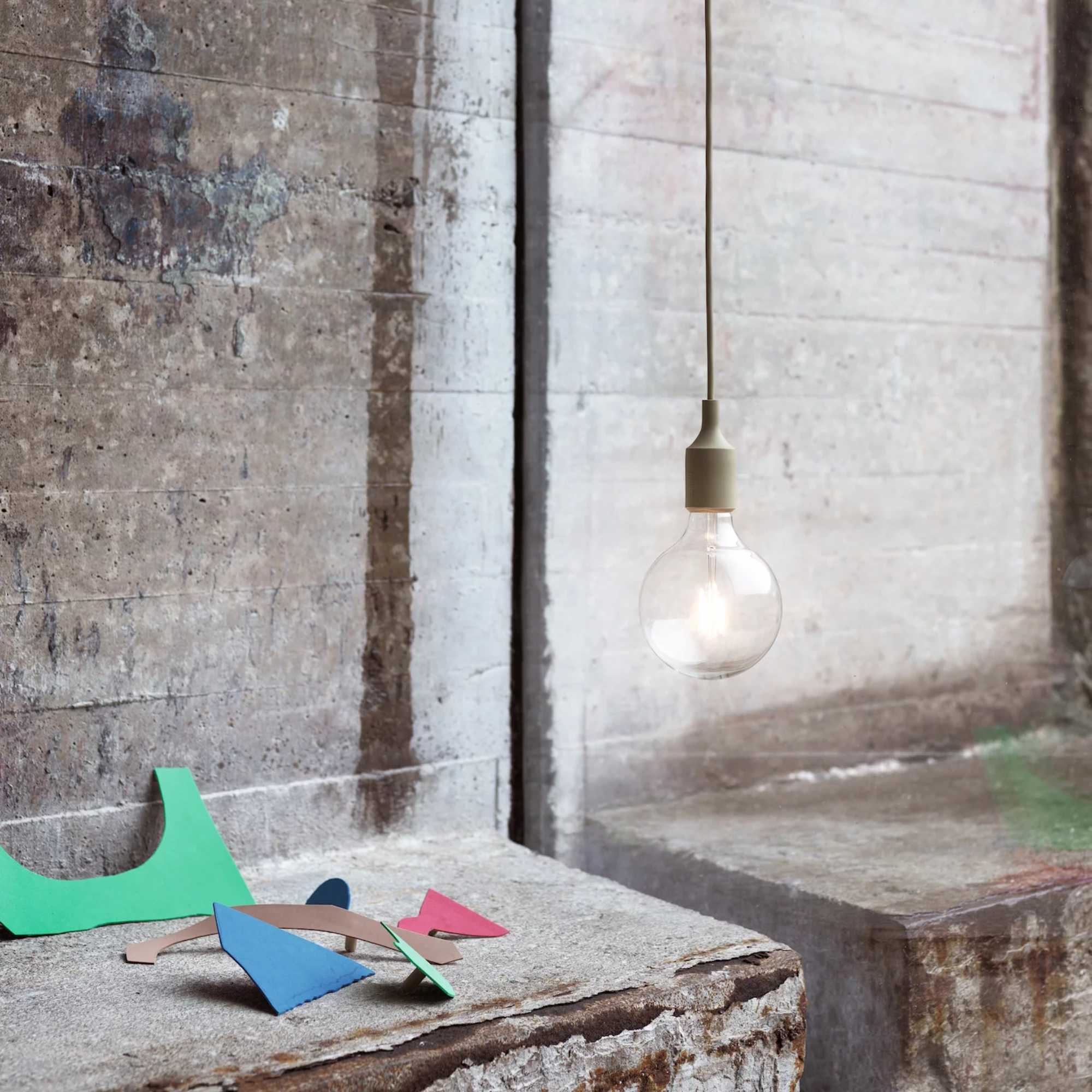 Muuto E27 pendant lamp. light green