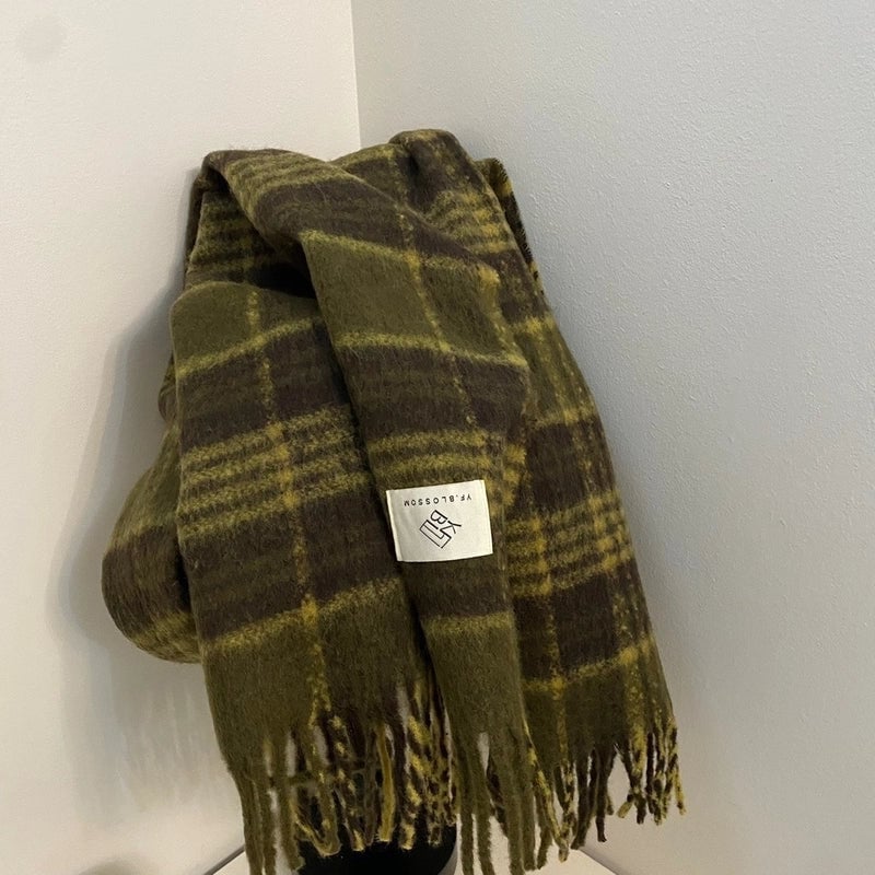 Plaid Scarf Women's Winter High-grade Gradient Mohair Thickened Warm Scarf New Cashmere-like Shawl