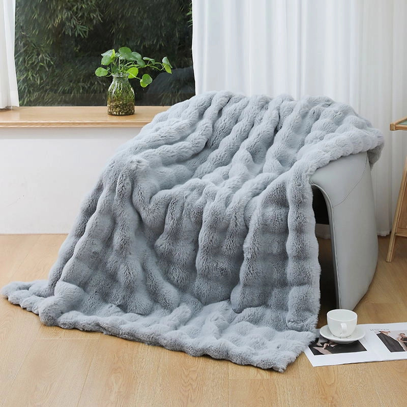 Internet Celebrity Winter Thickened Bubble Velvet Blanket Tuscan Rabbit-like Plush Thickened Blanket Office Sofa Blanket