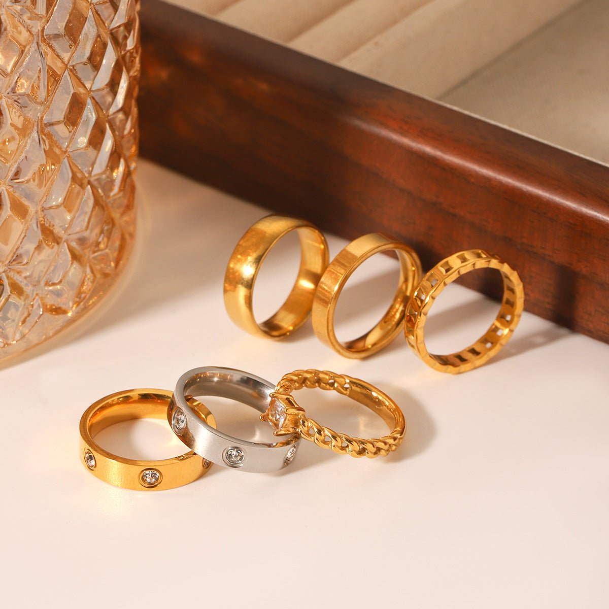 Ins Style Simple Stainless Steel Ring Diamond Ring Female 18K Gold Polished Titanium Steel Ring