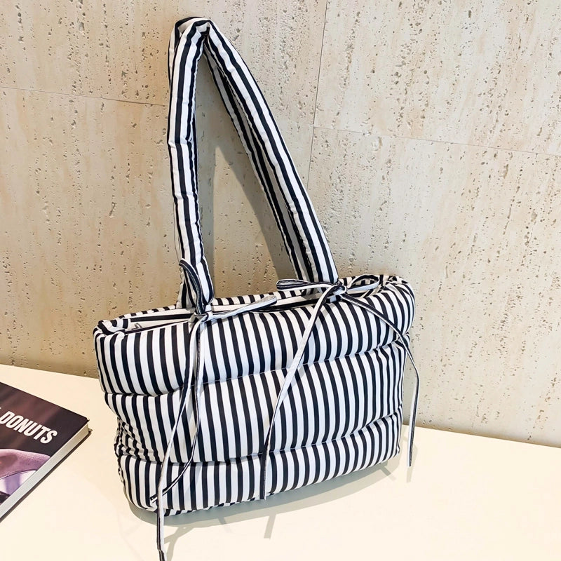 Women's Nylon Stripe Vintage Style Classic Style Stripe Square Zipper Tote Bag