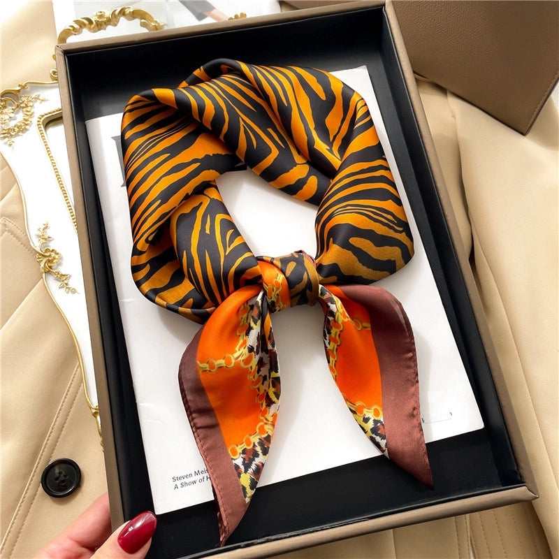 Women's Casual Vacation Chains Print Satin Printing And Dyeing Printing Dyeing Silk Scarf Kerchief Bandanas