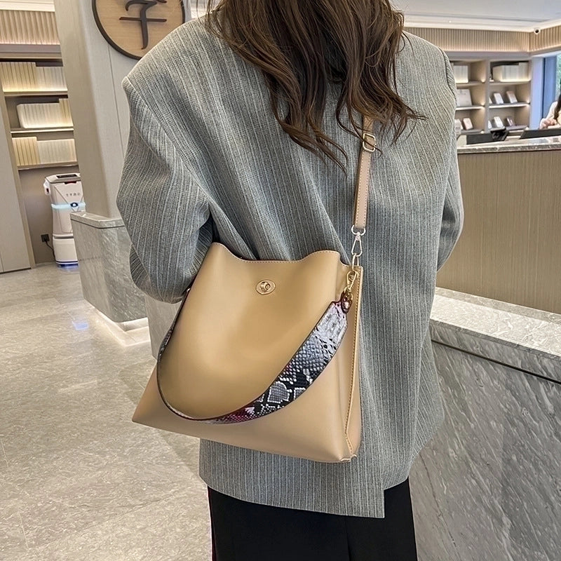 Women's Large All Seasons Pu Leather Streetwear Shoulder Bag Bucket Bag