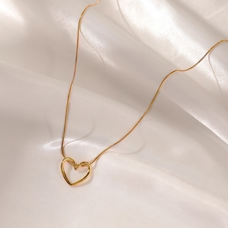 Elegant Minimalist Heart Shape 304 Stainless Steel Copper 18K Gold Plated Hollow Out Pendant Necklace
