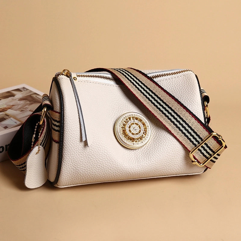 Women's Small All Seasons Leather Vintage Style Classic Style Square Bag