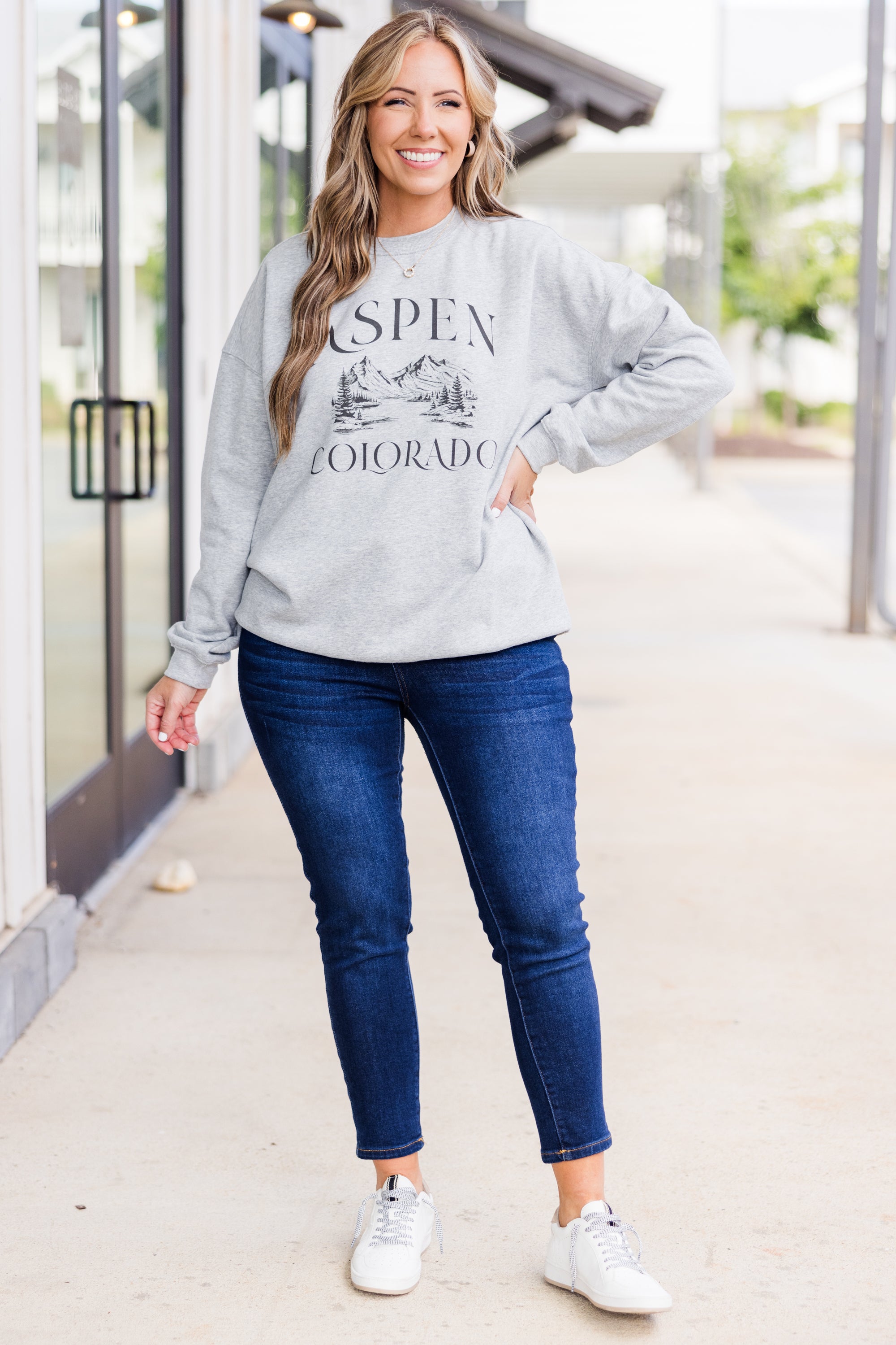 Aspen Vacation Pullover. Heather Grey