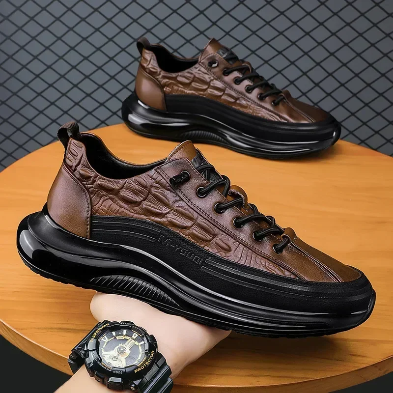 flats 2025 Print Man Shoes Retro Design Leather Casual Men's Sneakers Platform Walking Shoes for Men New Slip on Tenis Masculino