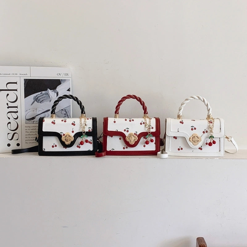 Women's Pu Leather Solid Color Streetwear Square Magnetic Buckle Handbag