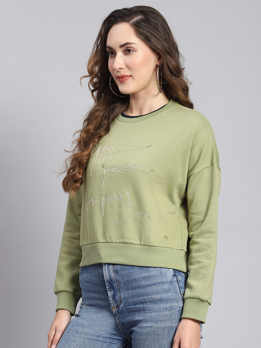 Women Green Embroidered Round Neck Full Sleeve Sweatshirts